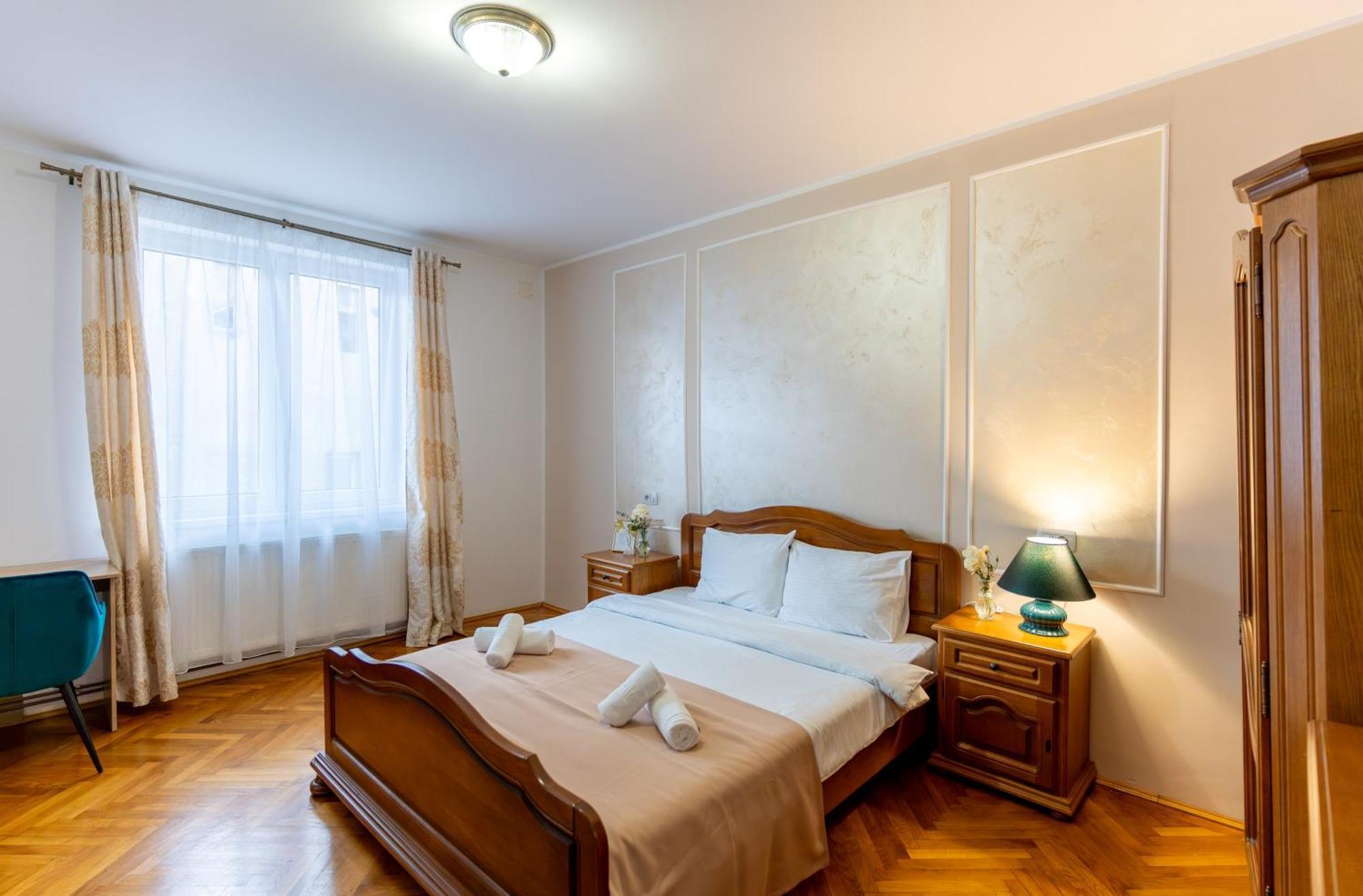 Crisan Residence - Vila Crisan Braşov Esterno foto