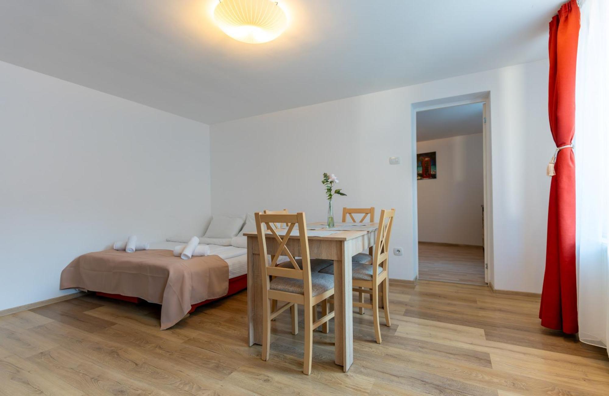 Crisan Residence - Vila Crisan Braşov Esterno foto